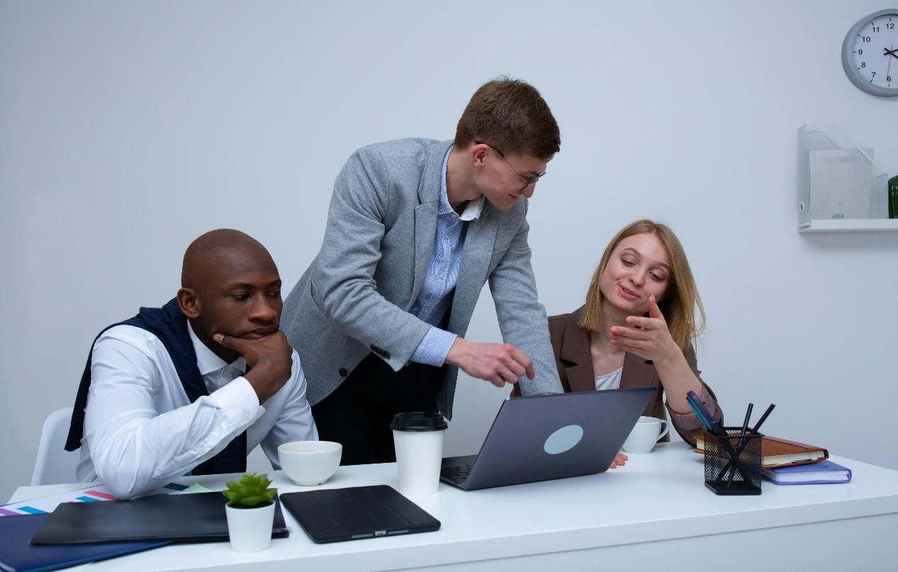 Tips to Navigate the Startup Journey and Overcome Common Challenges? 1 What is a startup journey